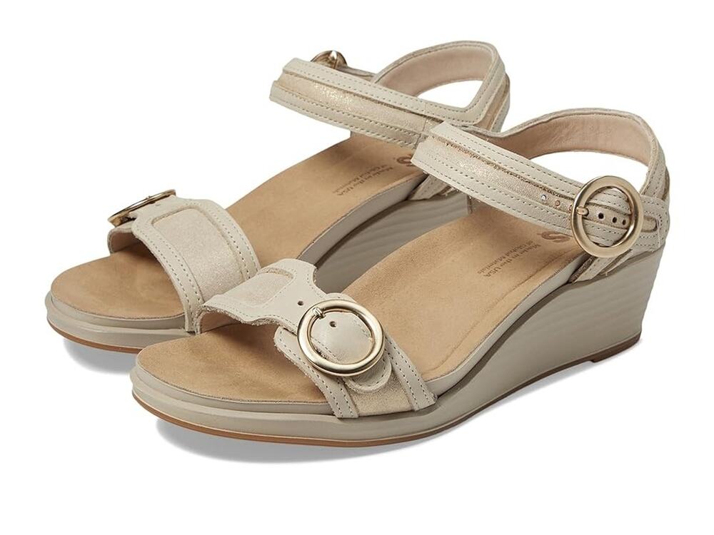 SAS Womens Seight Wedge Sandals Size 7.5WW Gold Beige Leather NIB